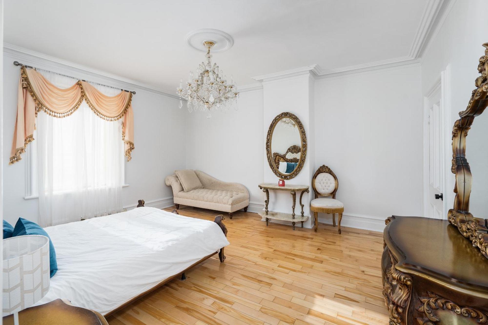 Centennial 6-Bedroom Waterfront Palace Sleeps 14 Montréal Buitenkant foto