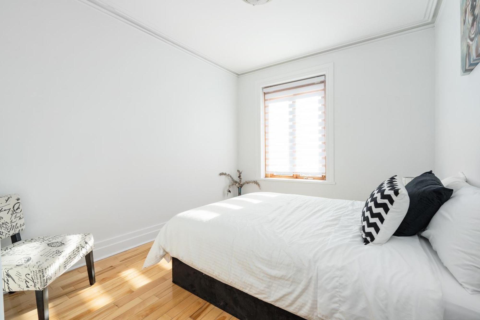 Centennial 6-Bedroom Waterfront Palace Sleeps 14 Montréal Buitenkant foto